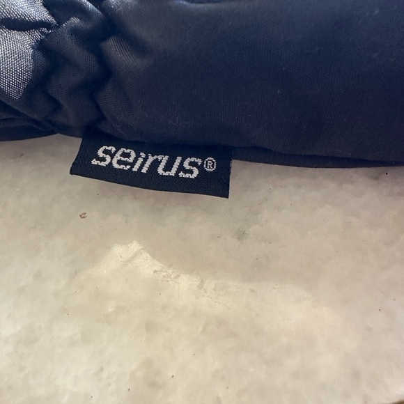 Seirus Dry Hand Waterproof Breathable Kids Black Glove Insert - Small 8 - Picture 9 of 11